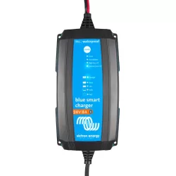 Blue Smart IP65 Charger 24/8(1) 120 NEMA